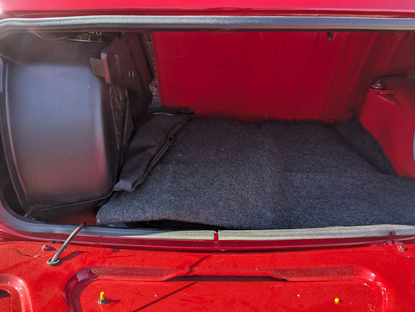 <p>2000 ROVER MINI ‘SEVEN’</p>