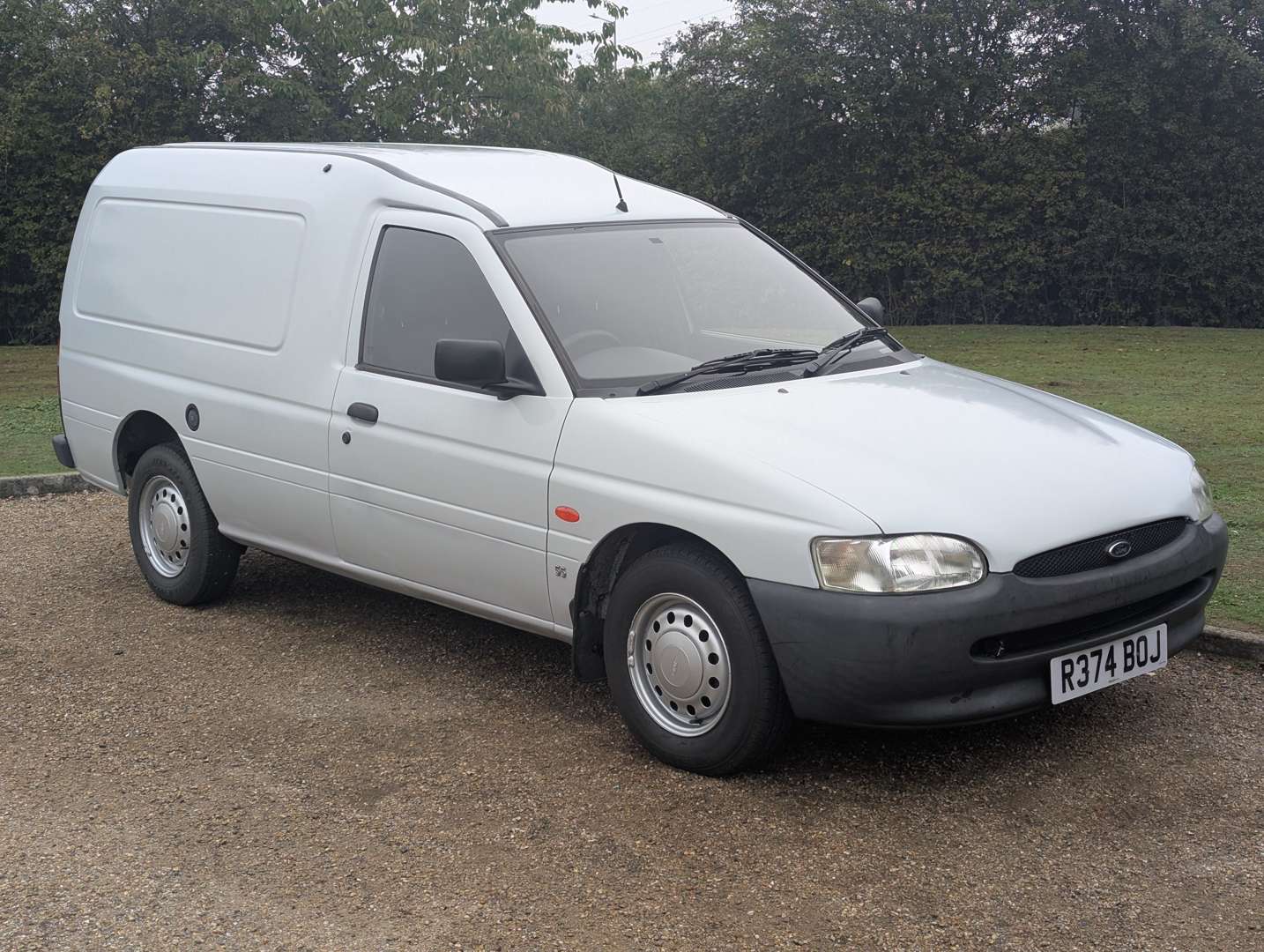 <p>1997 FORD ESCORT 55D VAN</p>