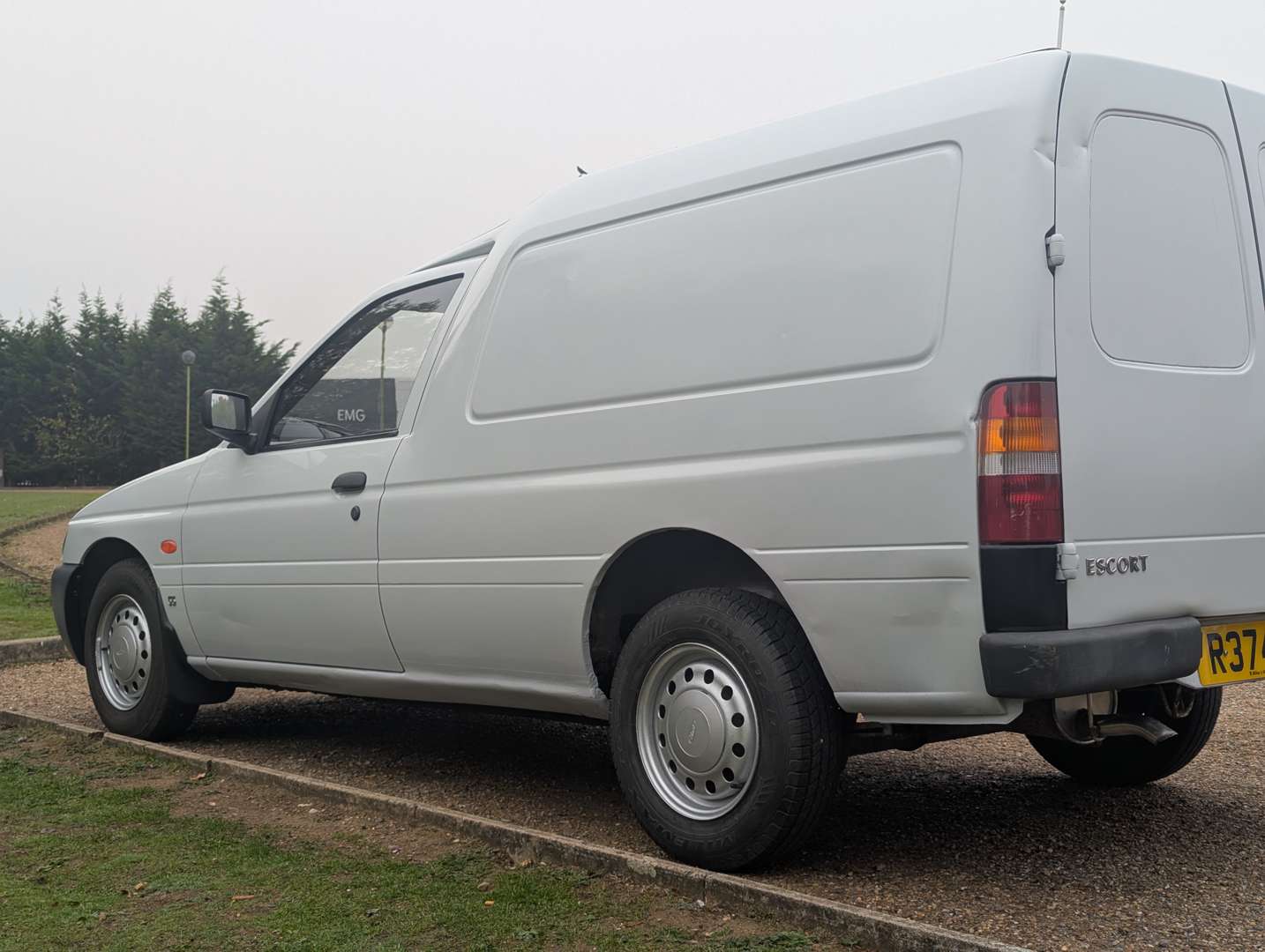 <p>1997 FORD ESCORT 55D VAN</p>