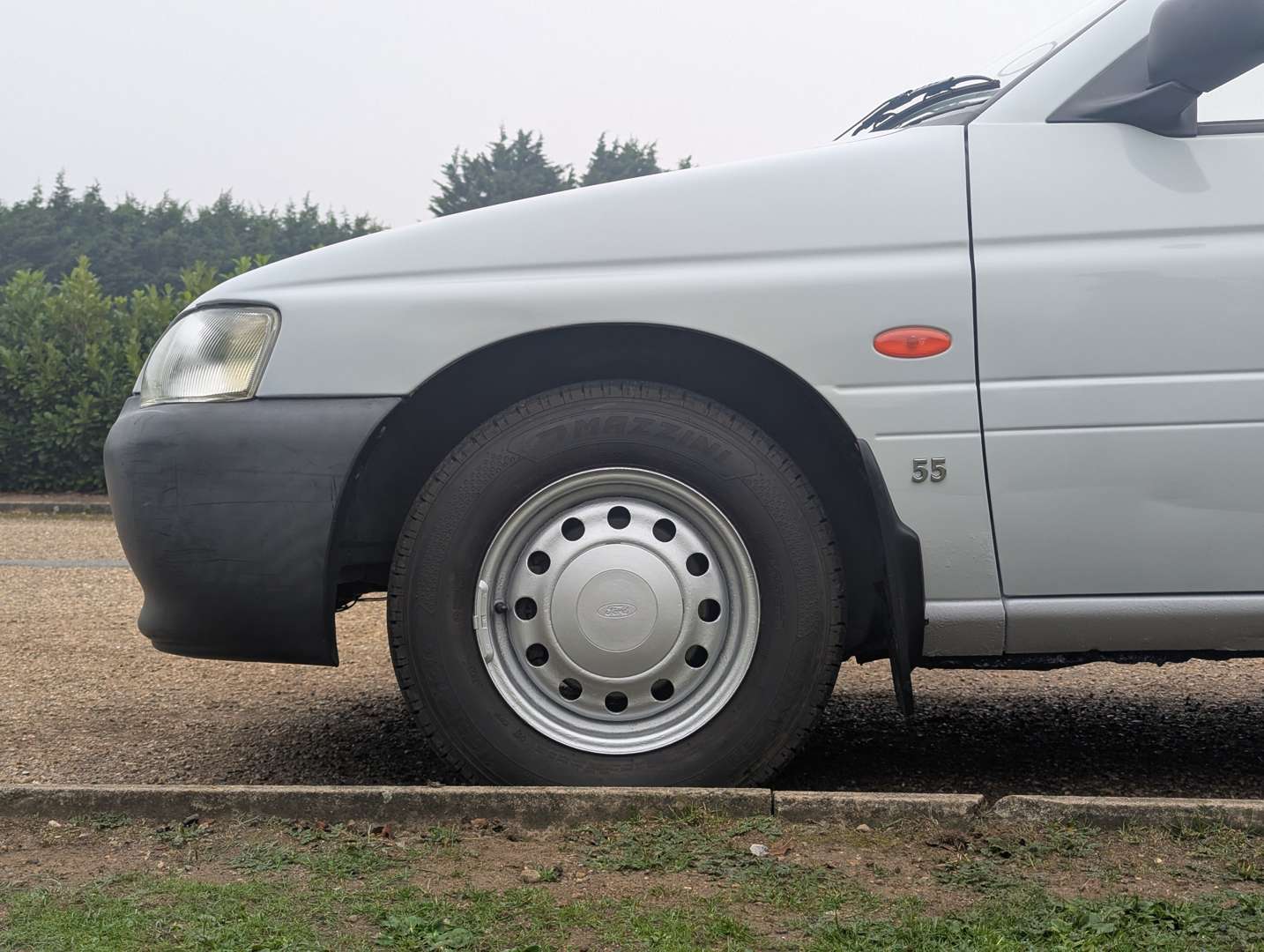 <p>1997 FORD ESCORT 55D VAN</p>