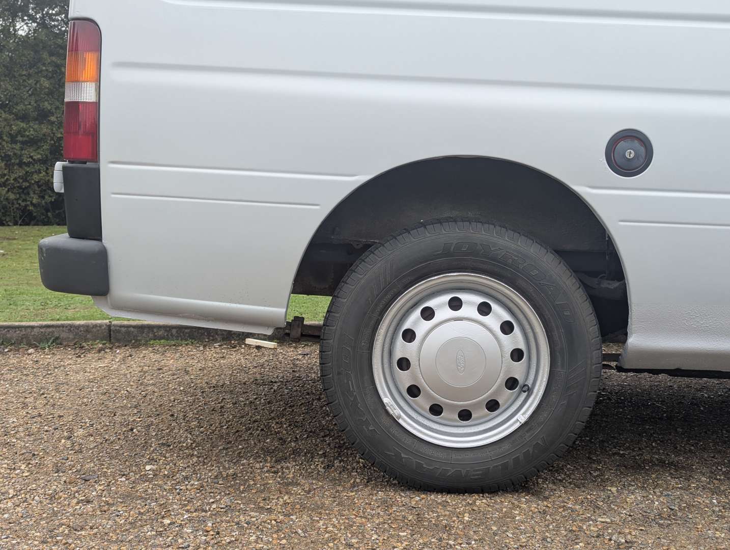 <p>1997 FORD ESCORT 55D VAN</p>