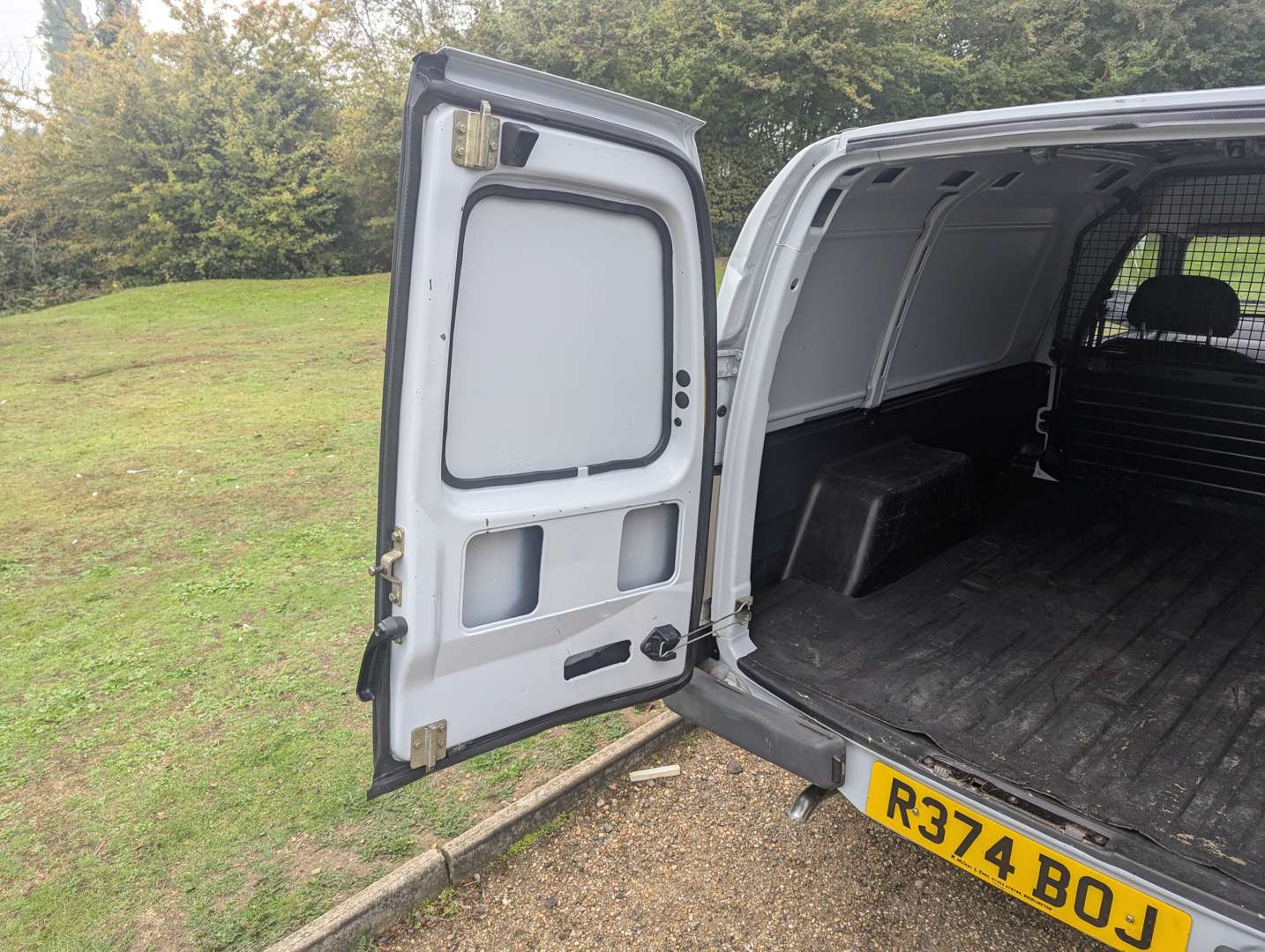 <p>1997 FORD ESCORT 55D VAN</p>