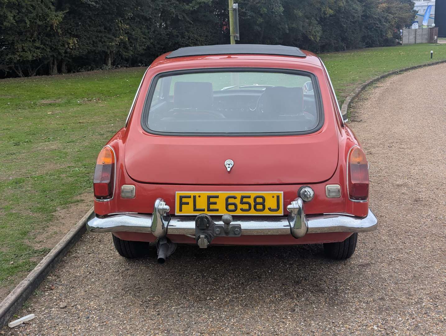 <p>1970 MG B GT</p>