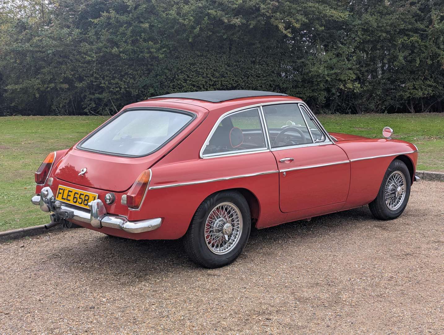 <p>1970 MG B GT</p>