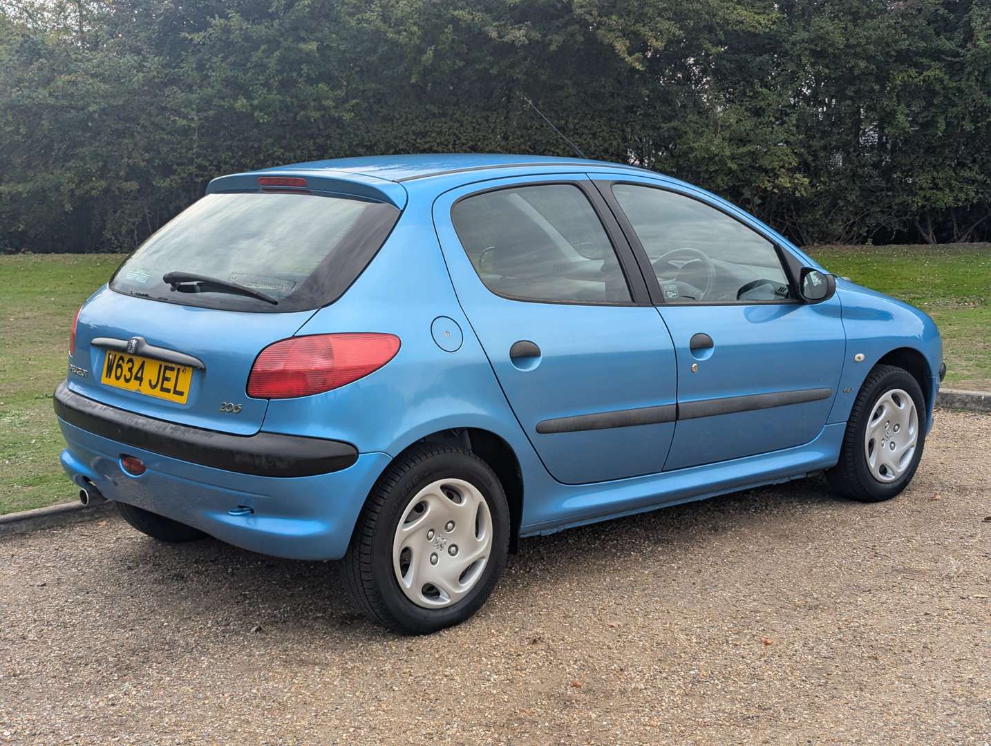 <p>2000 PEUGEOT 206 1.4 GLX</p>