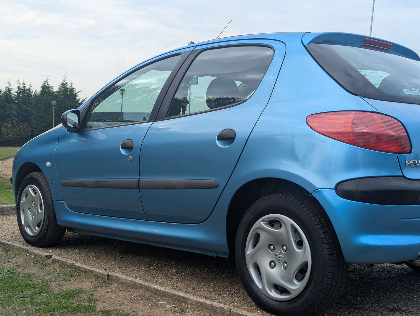 <p>2000 PEUGEOT 206 1.4 GLX</p>