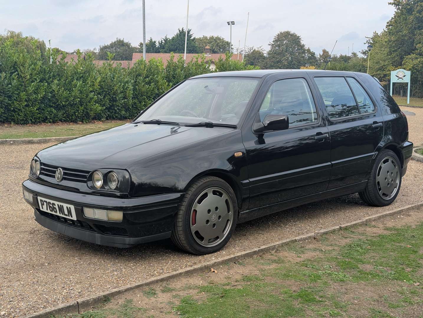 <p>1997 VW GOLF VR6</p>