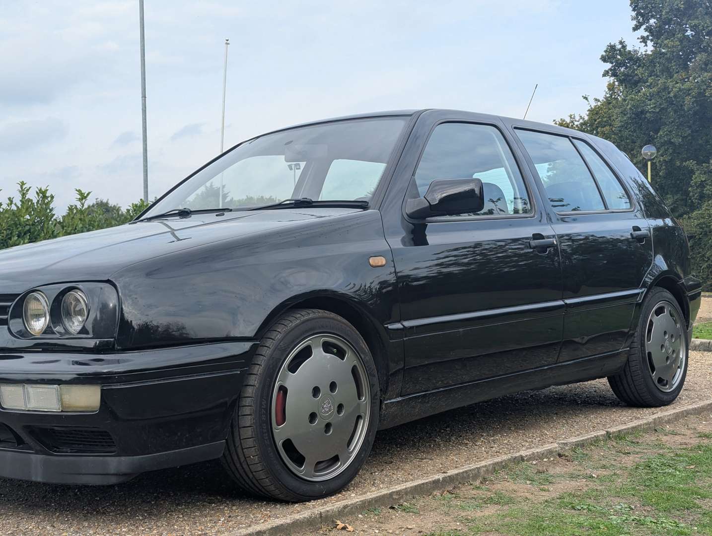 <p>1997 VW GOLF VR6</p>