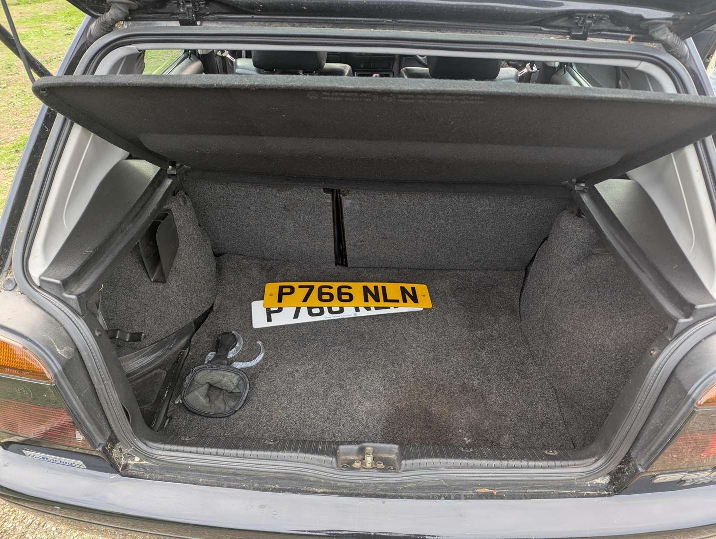 <p>1997 VW GOLF VR6</p>