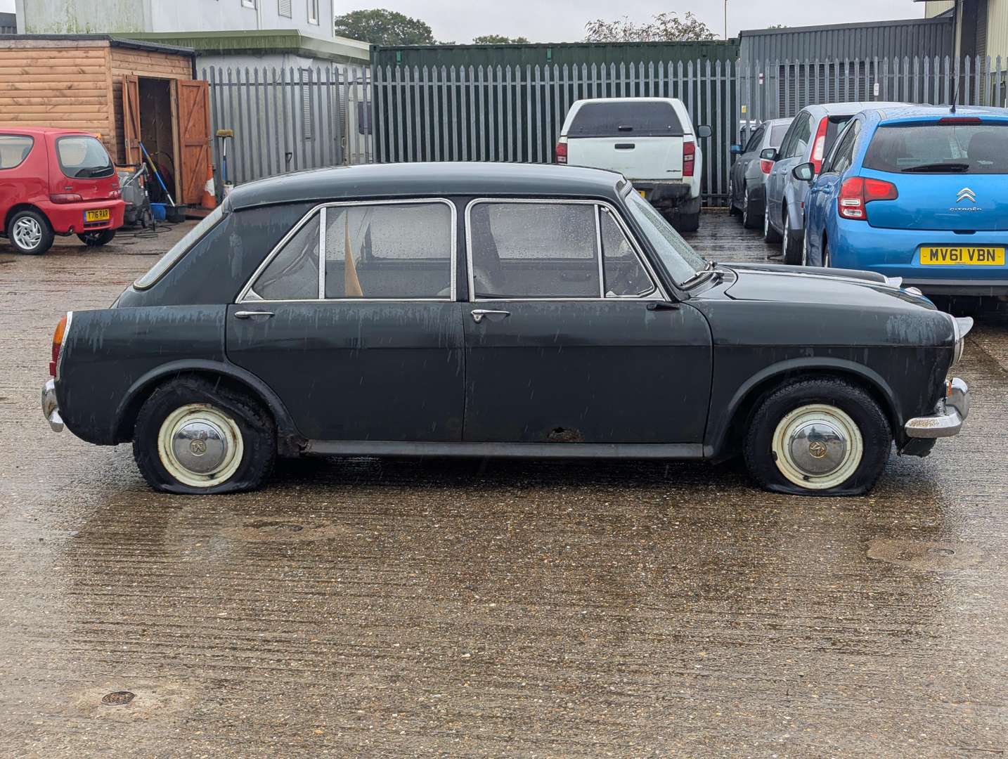 <p>1967 MORRIS 1100 MKI</p>