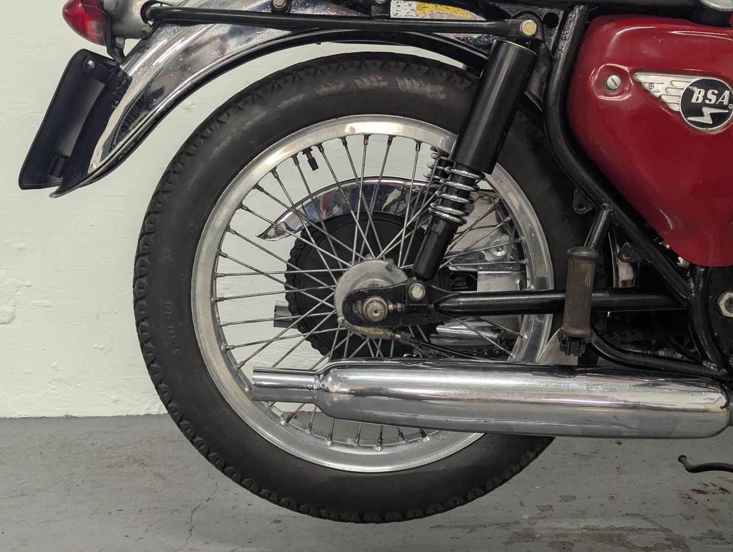 <p>1966 BSA SPITFIRE</p>