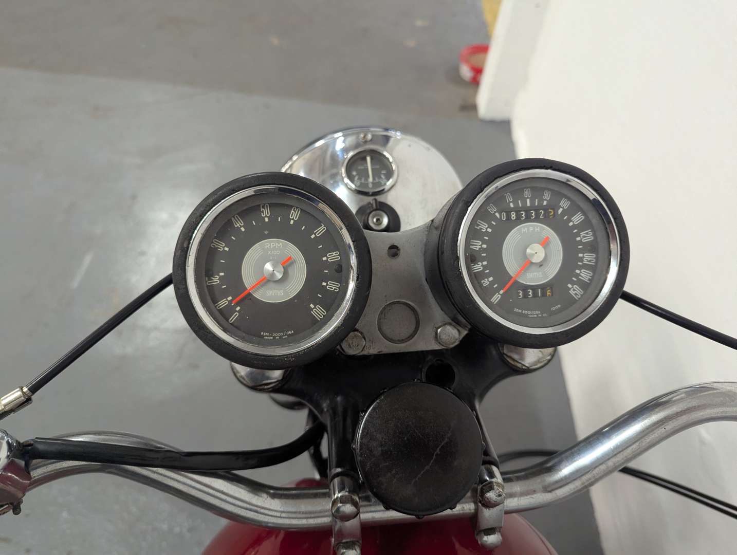 <p>1966 BSA SPITFIRE</p>