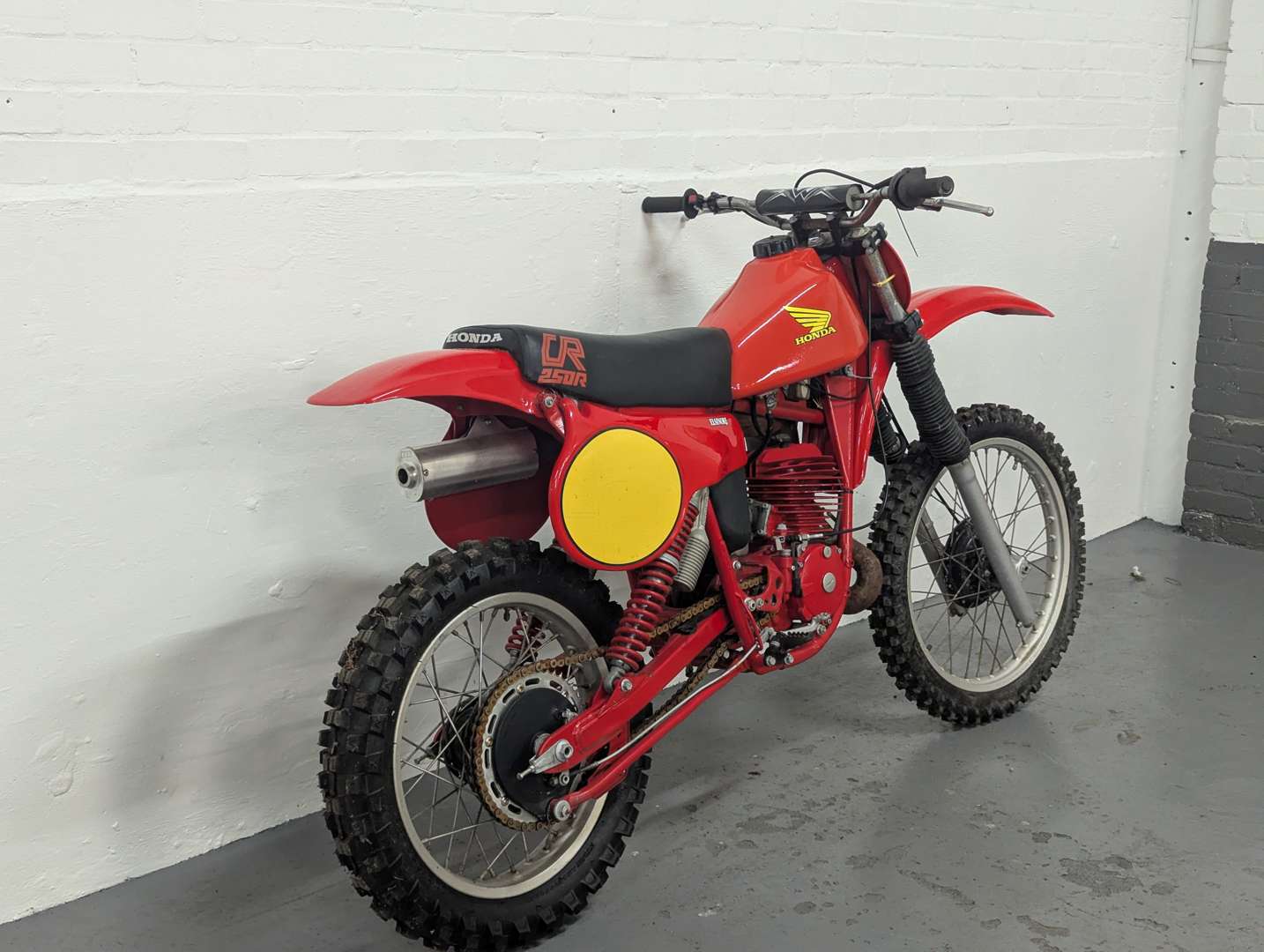 <p>1980 HONDA CR250 ELSINORE</p>