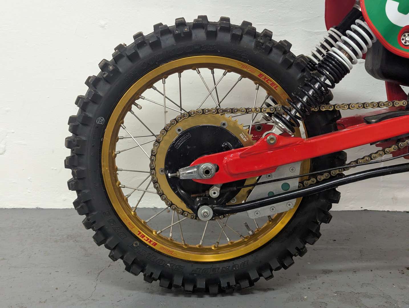 <p>1978 / 1979 HONDA CR250 RED ROCKET</p>