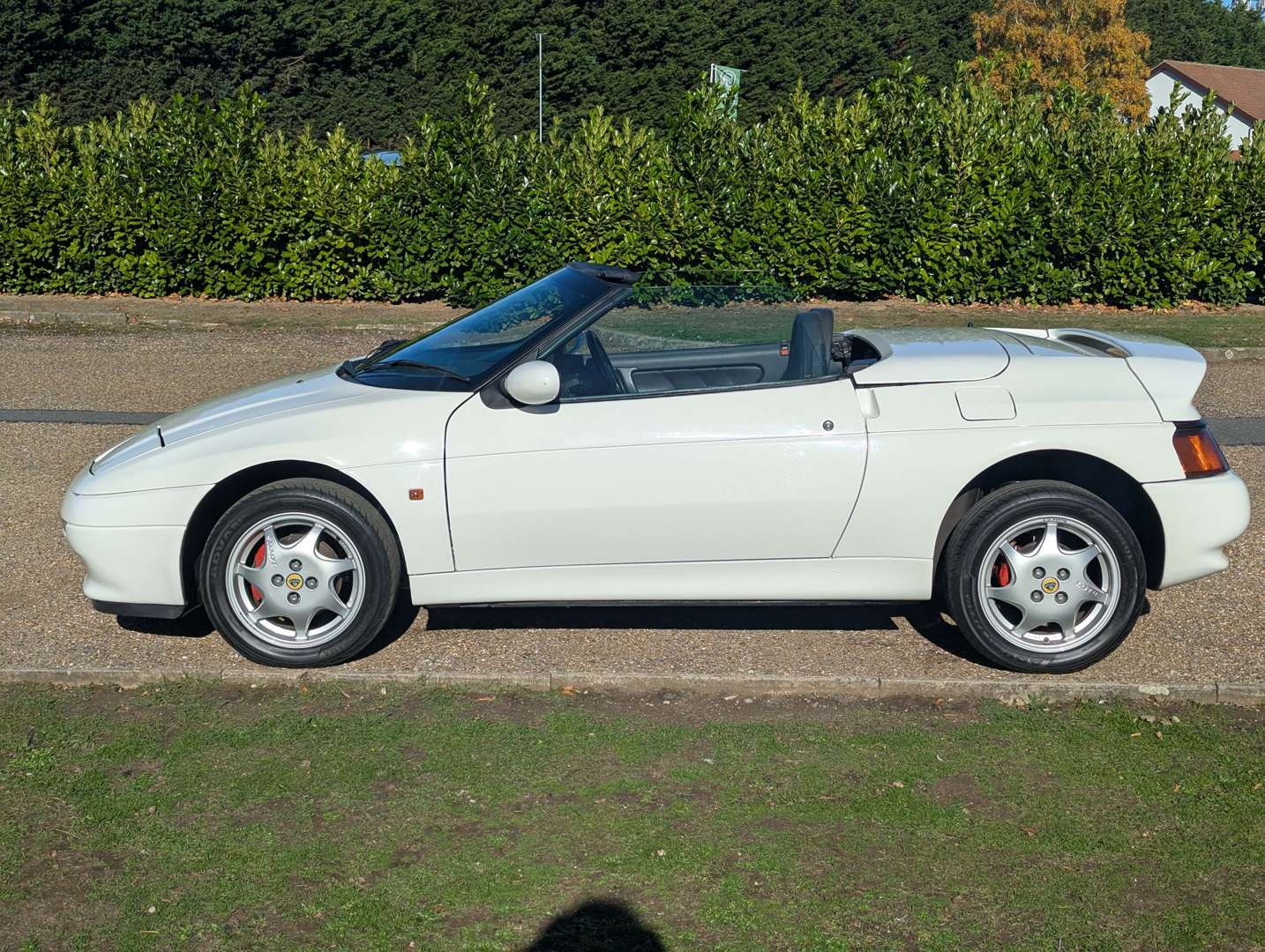 <p>1992 LOTUS ELAN M100 SE TURBO - 25,378 MILES</p>