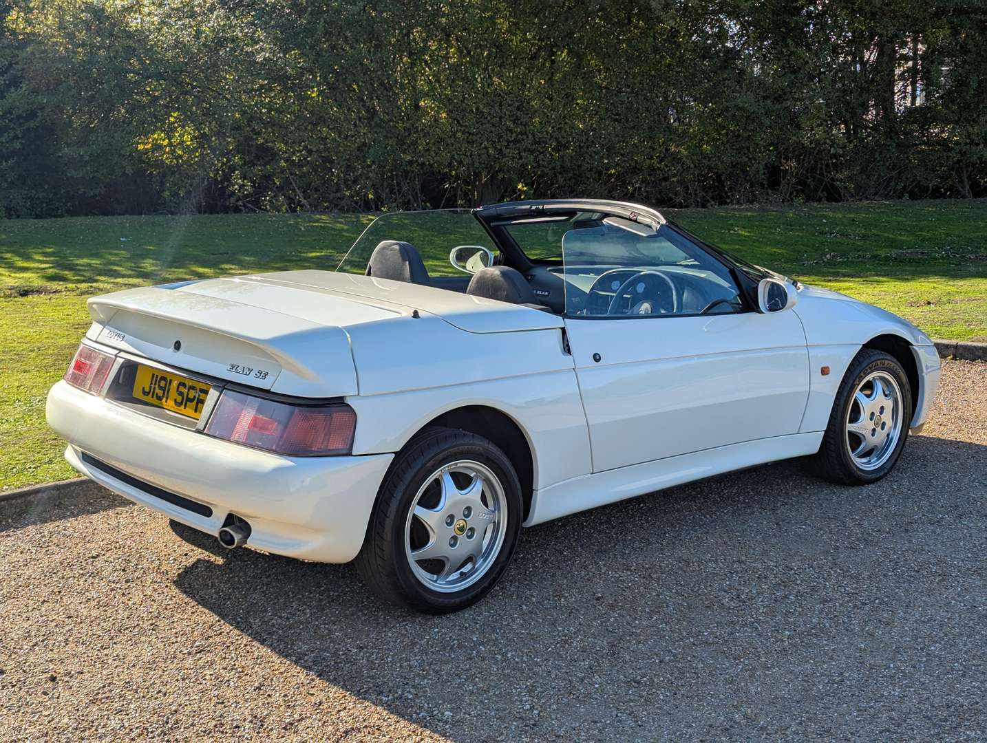 <p>1992 LOTUS ELAN M100 SE TURBO - 25,378 MILES</p>