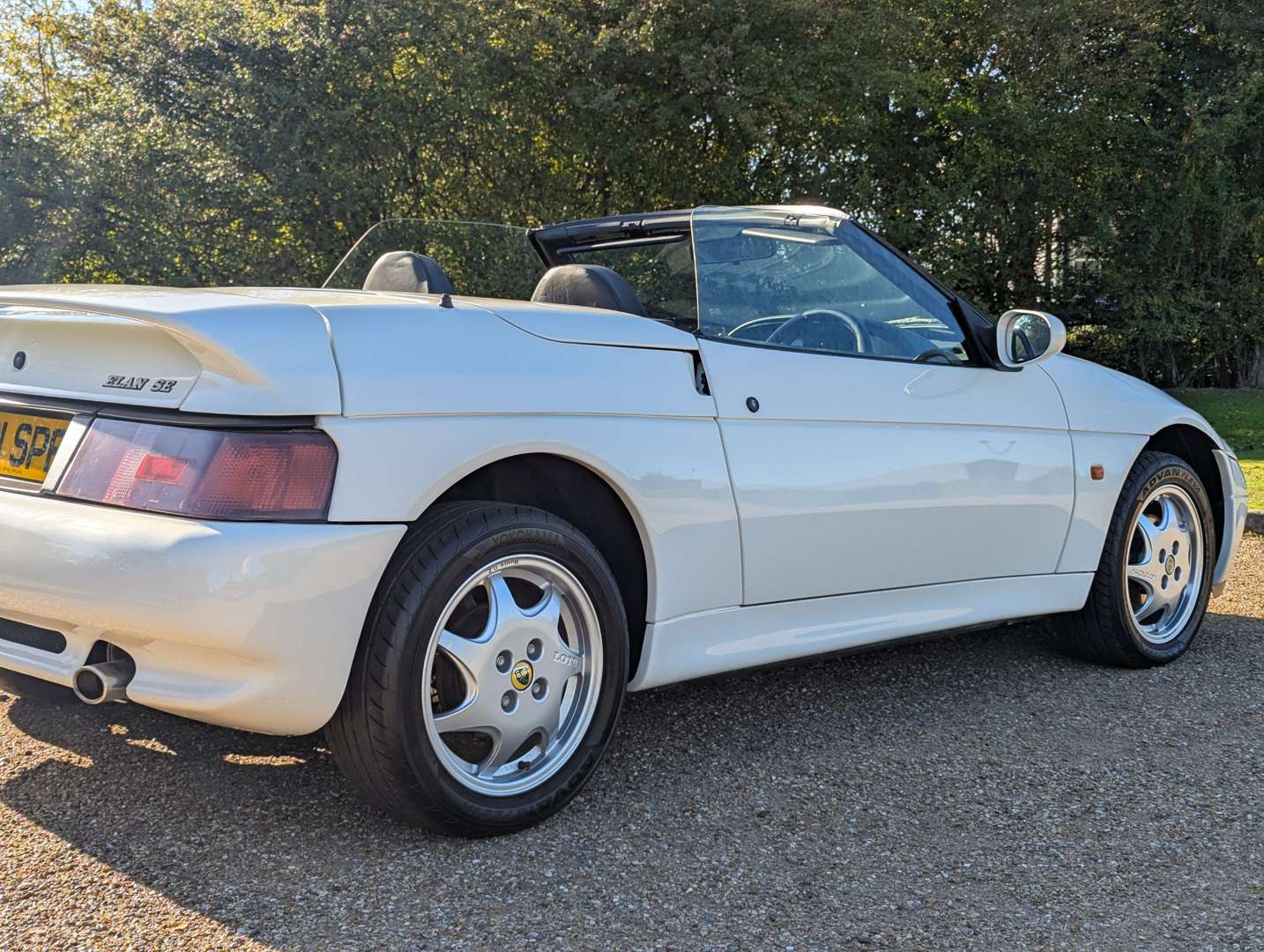 <p>1992 LOTUS ELAN M100 SE TURBO - 25,378 MILES</p>