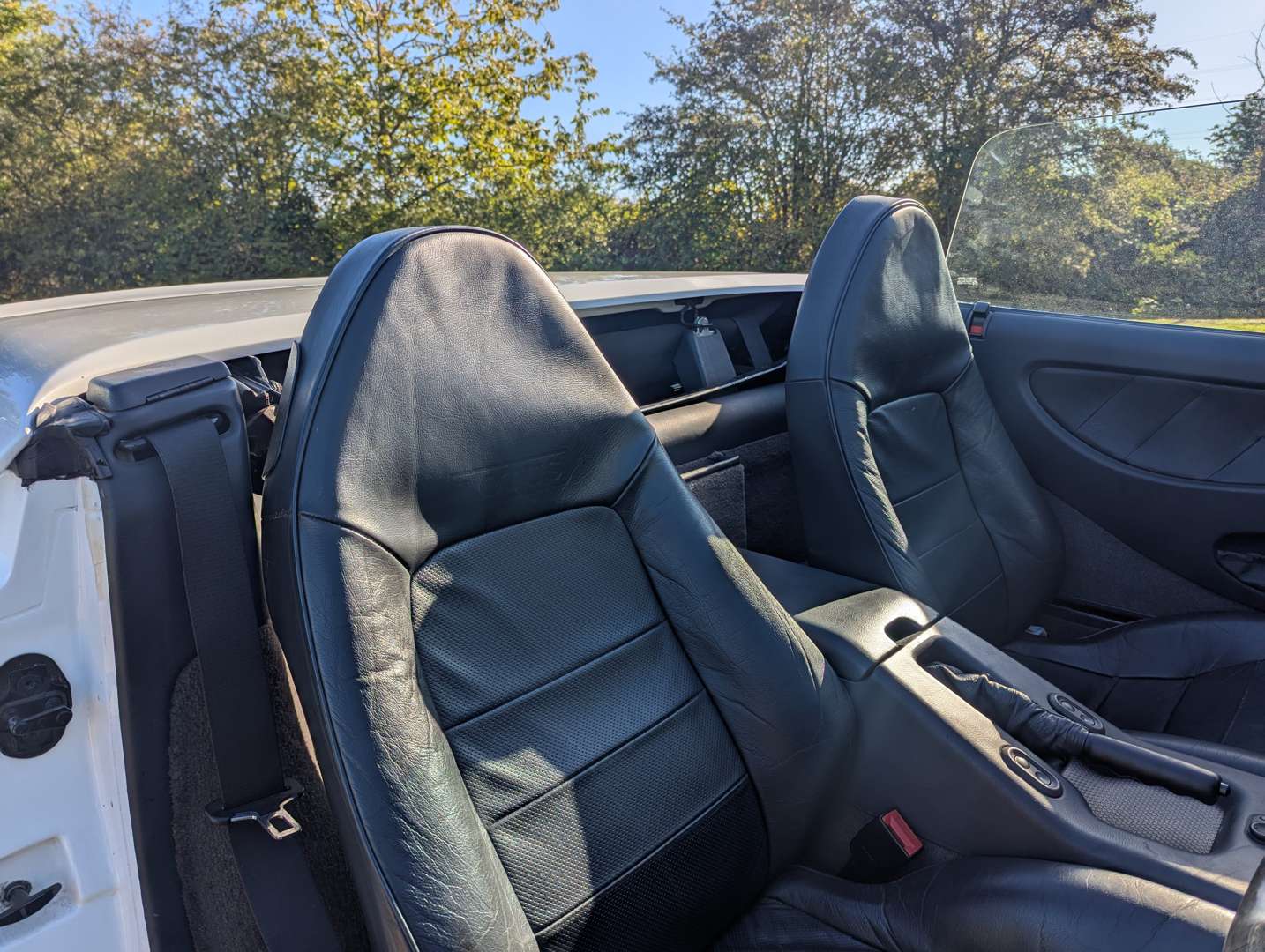 <p>1992 LOTUS ELAN M100 SE TURBO - 25,378 MILES</p>