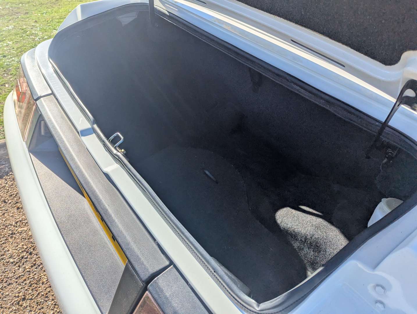 <p>1992 LOTUS ELAN M100 SE TURBO - 25,378 MILES</p>