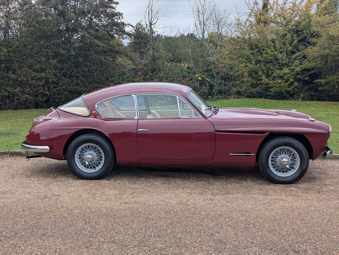 <p>1956 JENSEN 541</p>