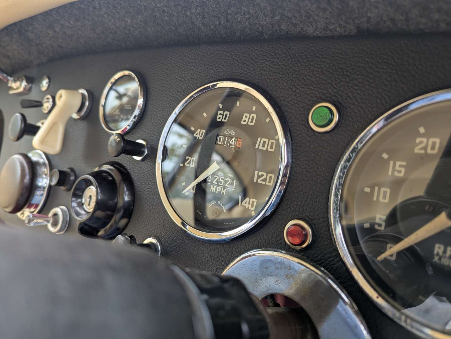 <p>1956 JENSEN 541</p>