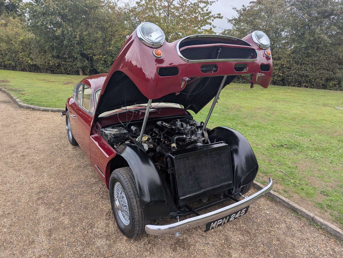 <p>1956 JENSEN 541</p>