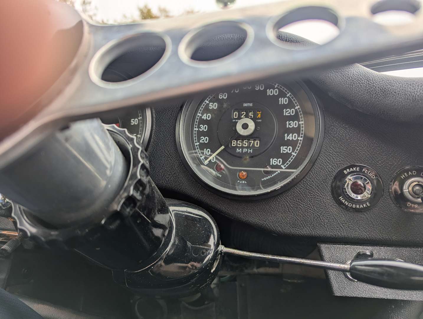 <p>1966 JAGUAR E-TYPE 4.2 2+2 S1</p>