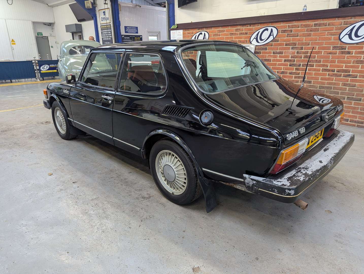 <p>1981 SAAB 99 TURBO</p>