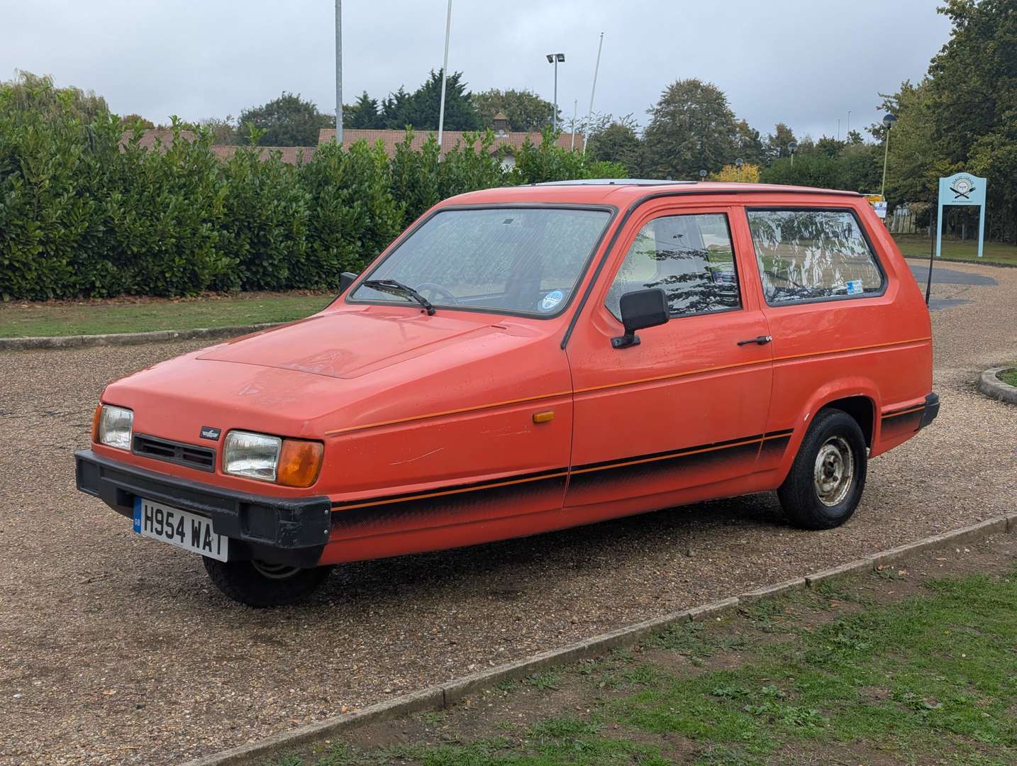 <p>1990 RELIANT ROBIN LX</p>