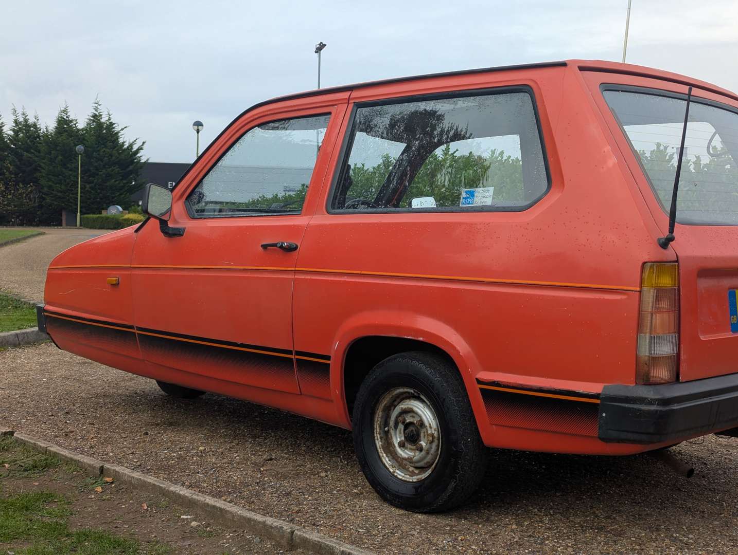 <p>1990 RELIANT ROBIN LX</p>