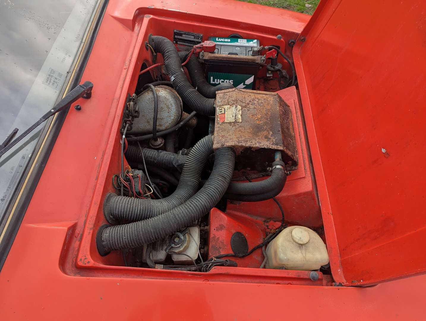 <p>1990 RELIANT ROBIN LX</p>