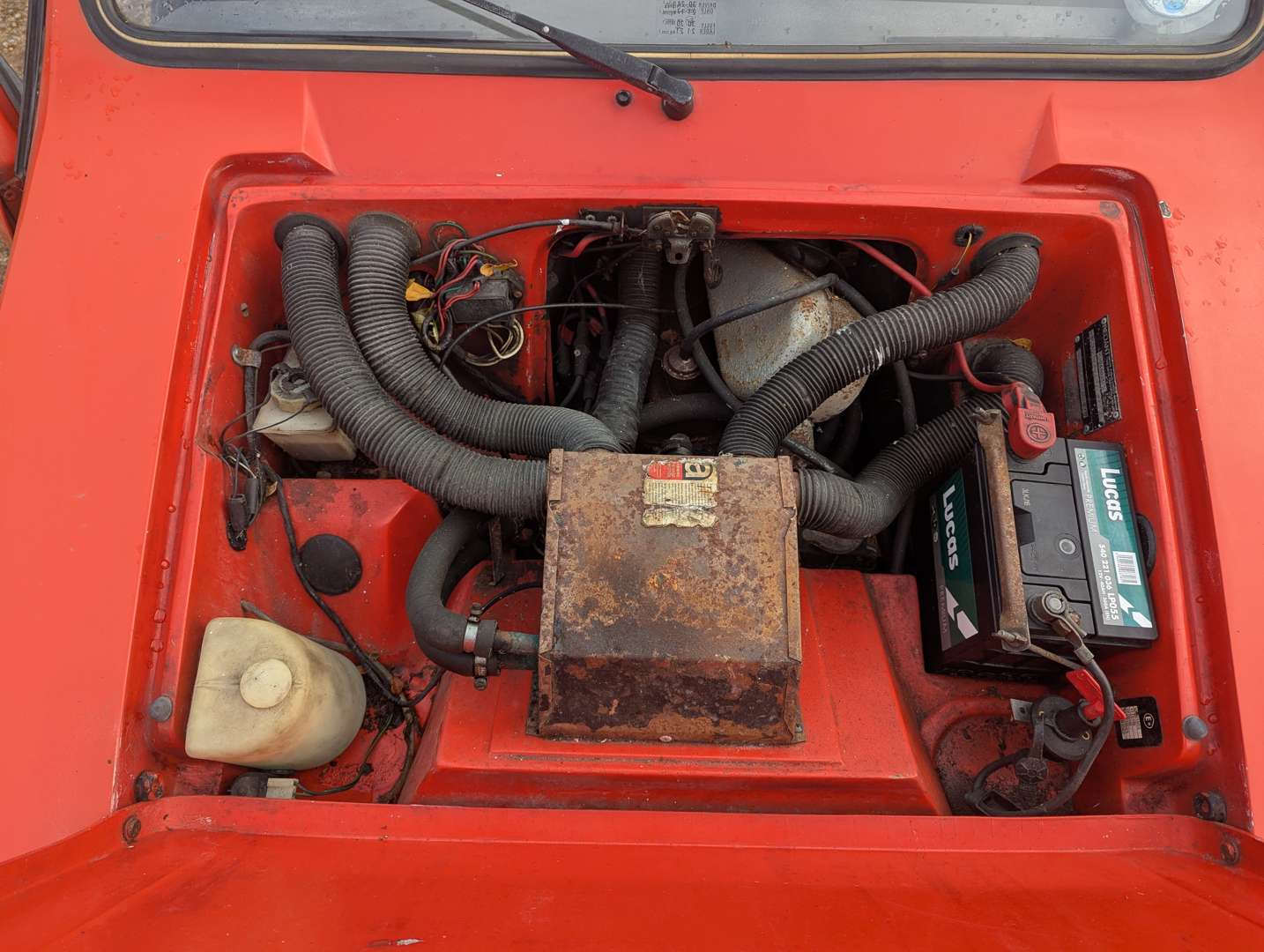 <p>1990 RELIANT ROBIN LX</p>