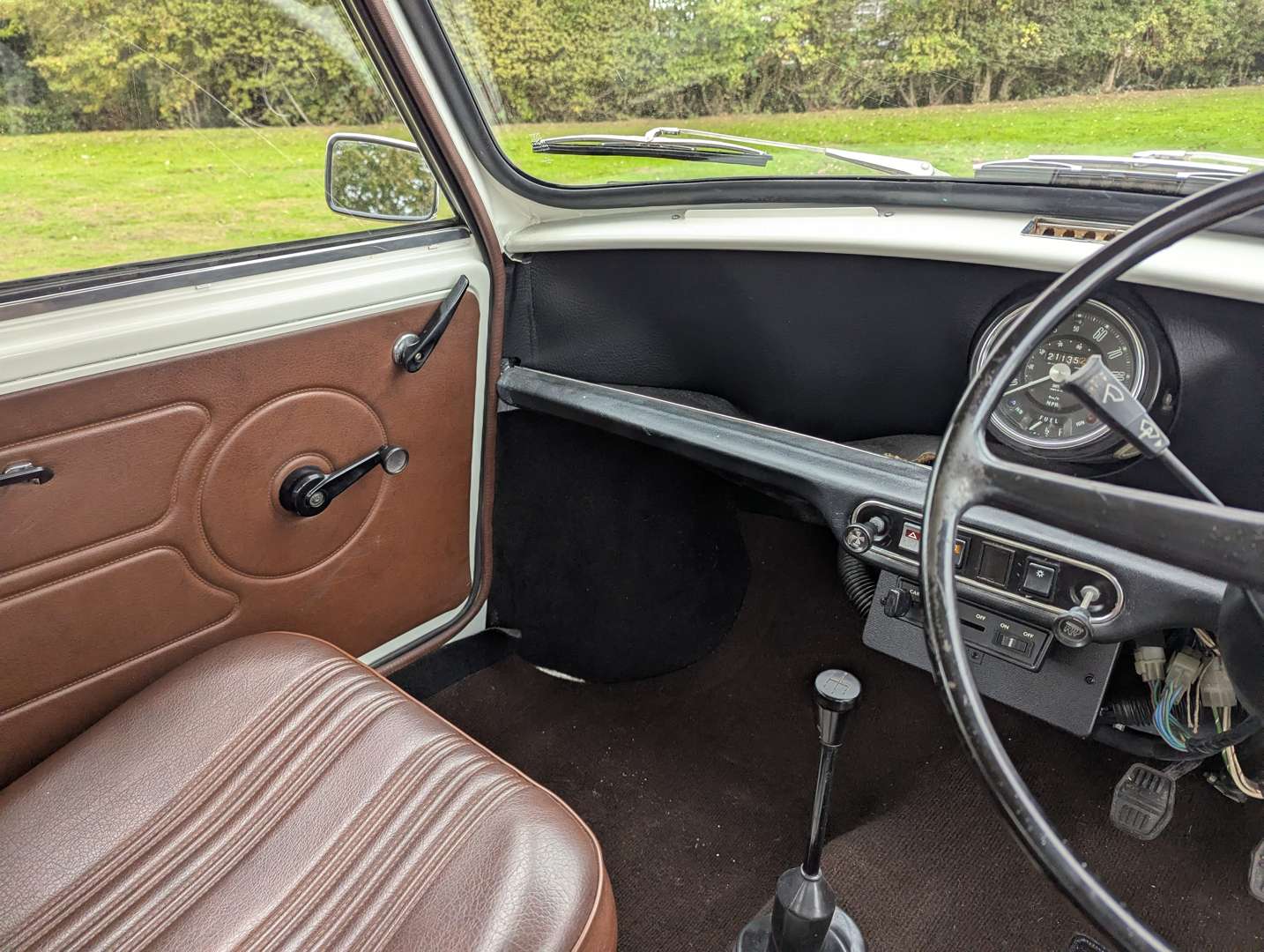 <p>1977 LEYLAND MINI 850</p>