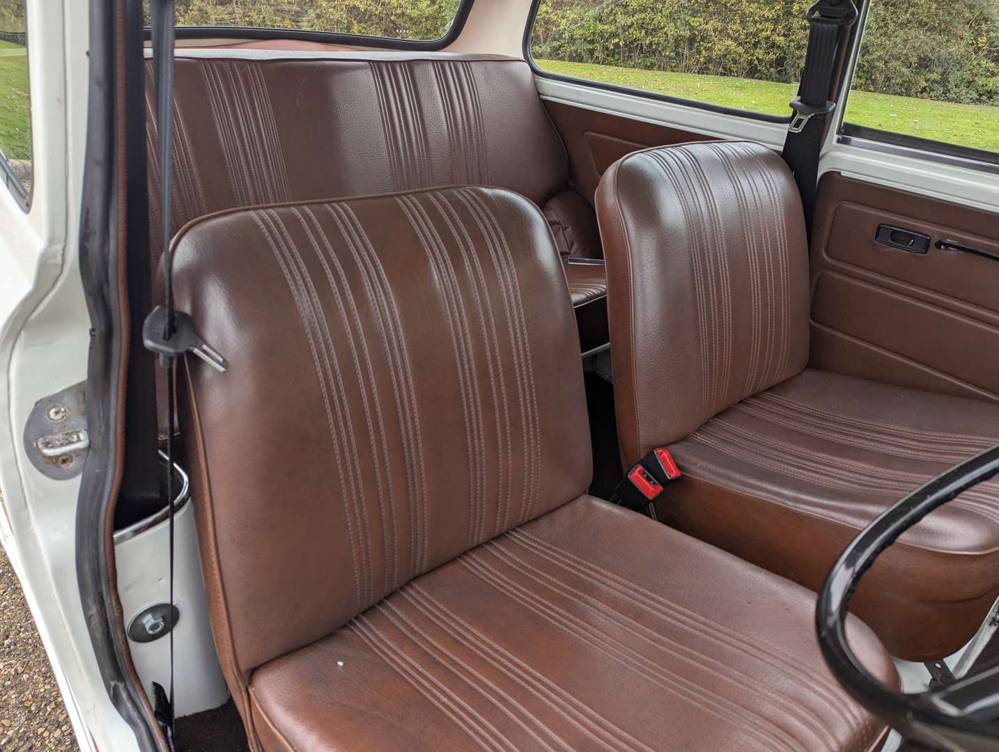 <p>1977 LEYLAND MINI 850</p>