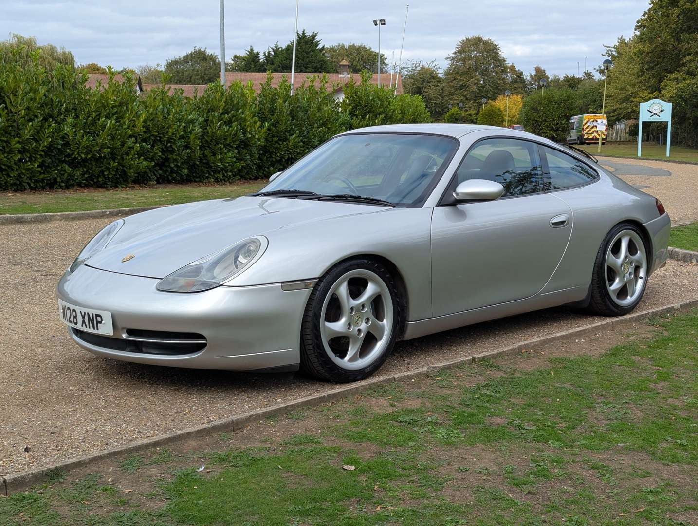 <p>2000 PORSCHE 911 (996) C2</p>