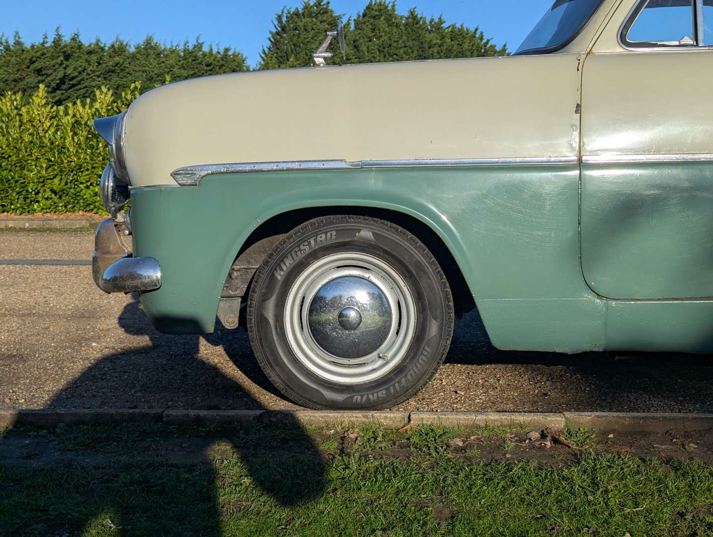 <p>1953 FORD ZEPHYR</p>