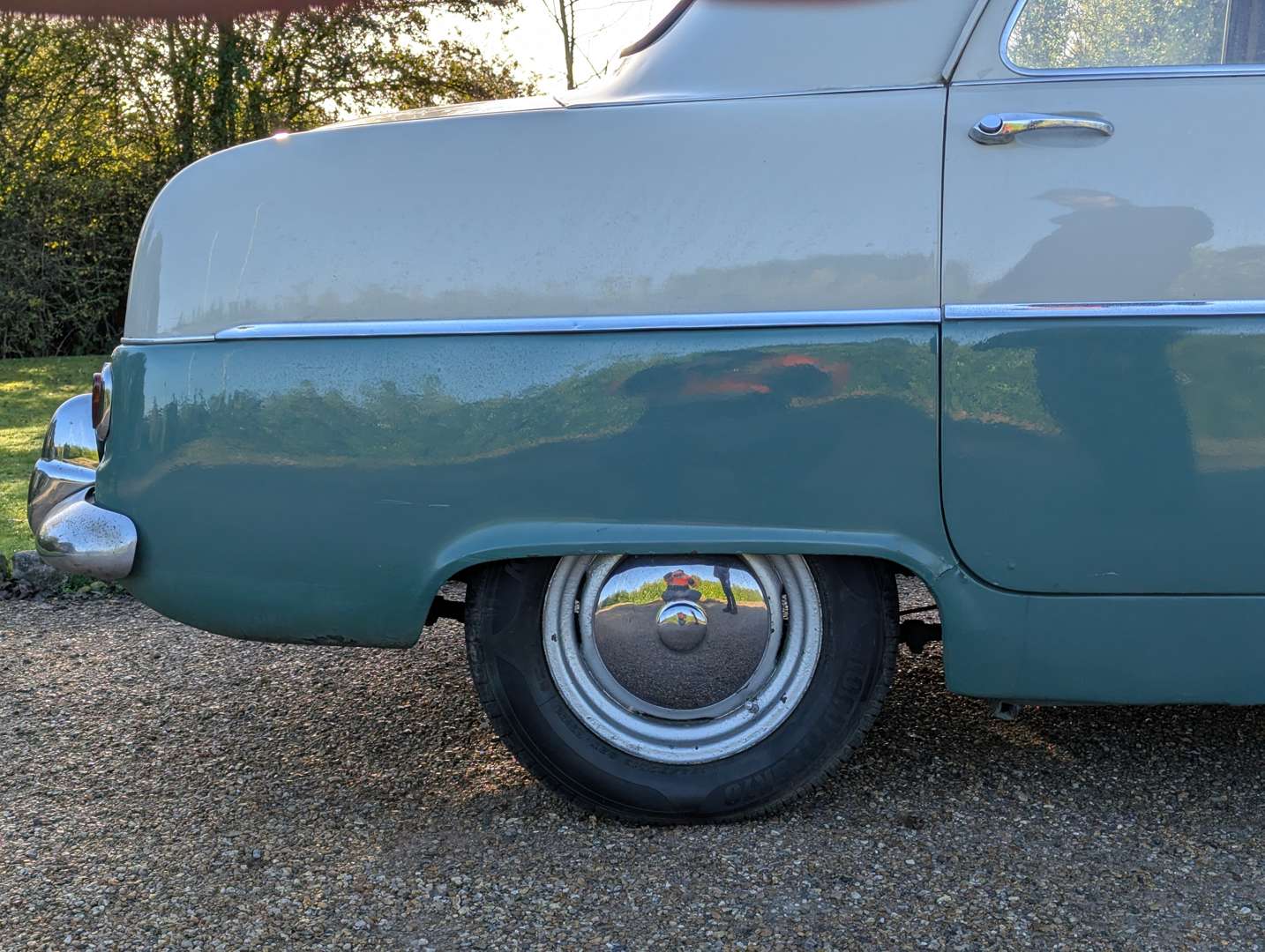 <p>1953 FORD ZEPHYR</p>