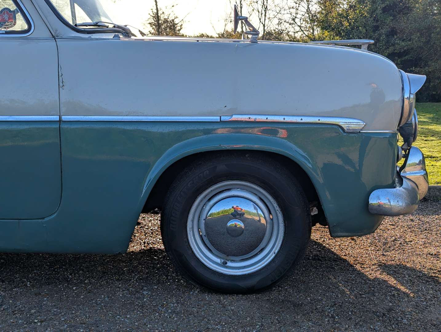 <p>1953 FORD ZEPHYR</p>