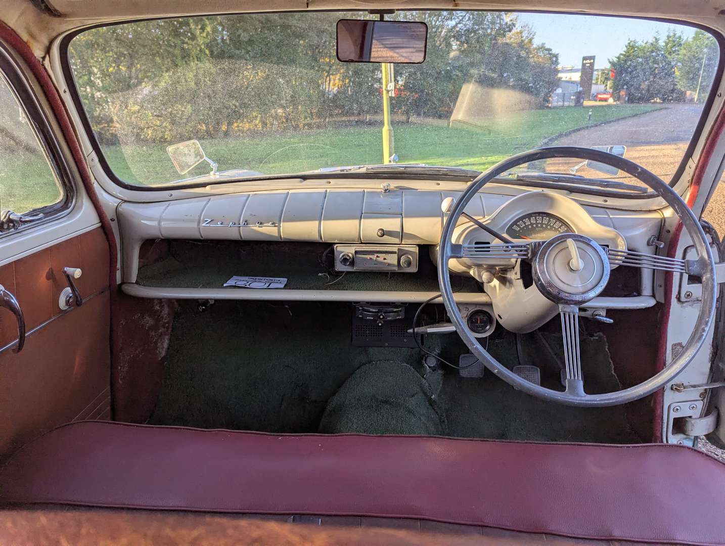 <p>1953 FORD ZEPHYR</p>