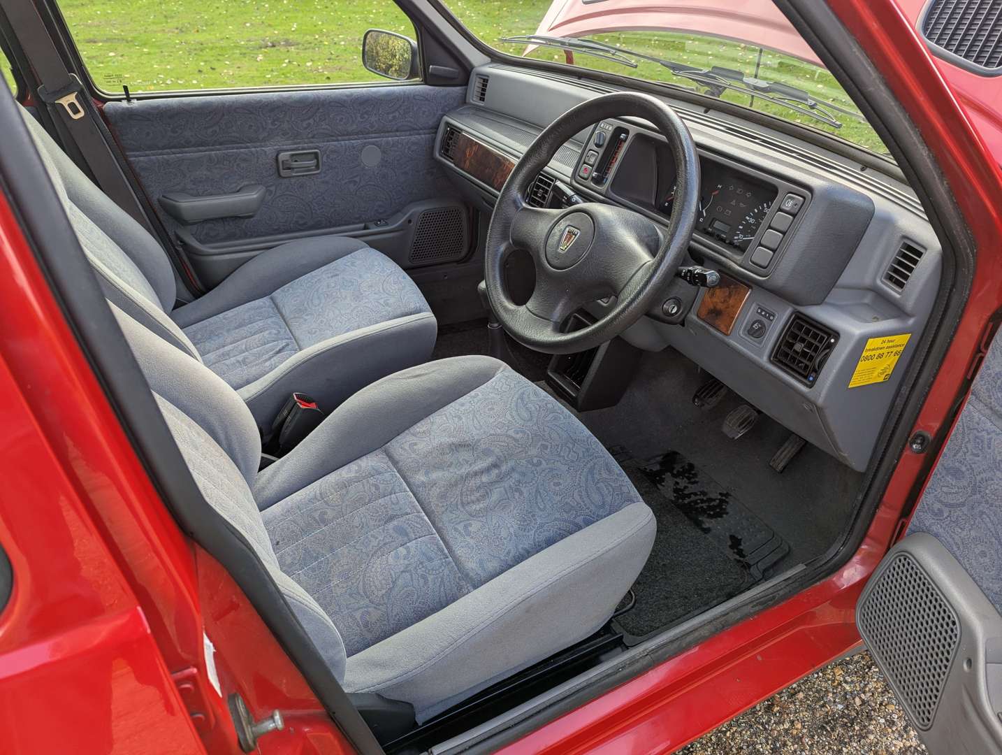 <p>1998 ROVER 114 GSI</p>