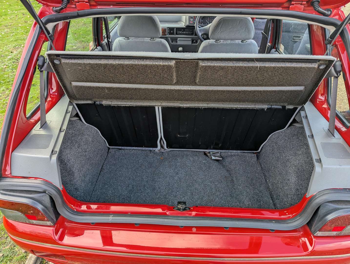 <p>1998 ROVER 114 GSI</p>