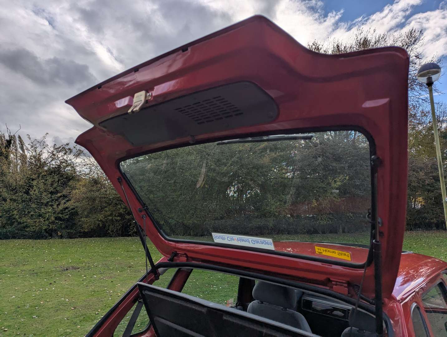 <p>1998 ROVER 114 GSI</p>