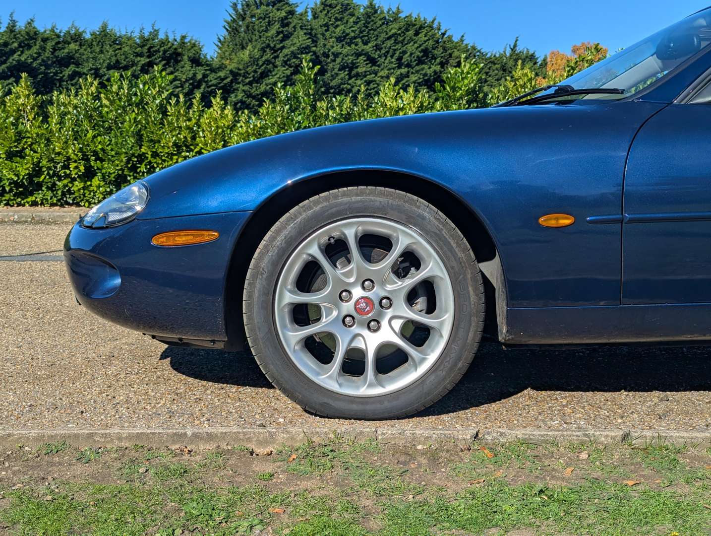 <p>1999 JAGUAR XKR 4.0 AUTO CONVERTIBLE</p>