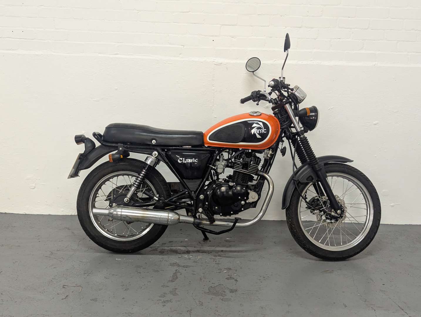 <p>2015 HERALD XF 125 GY-2D</p>