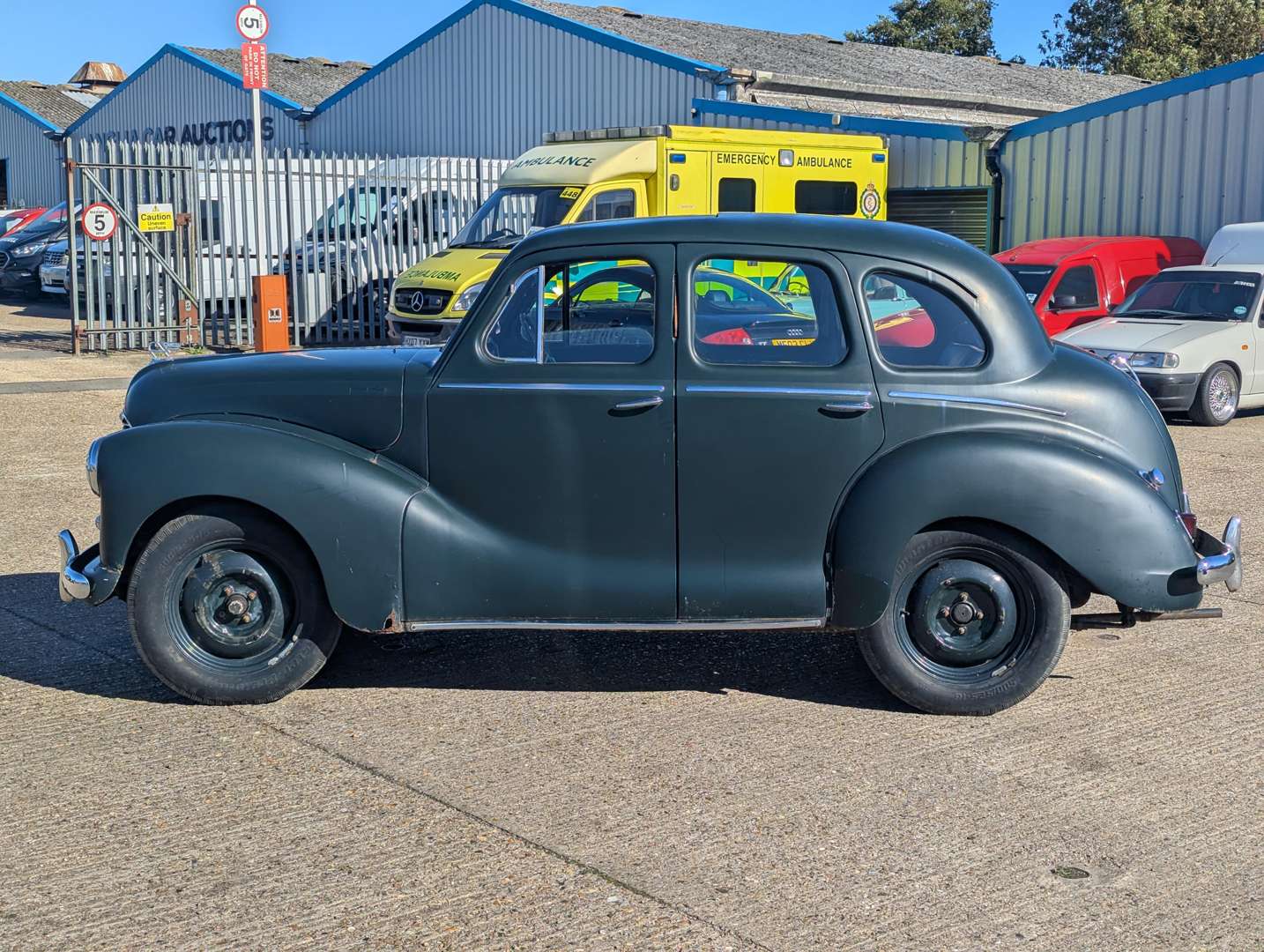 <p>1950 AUSTIN A40</p>