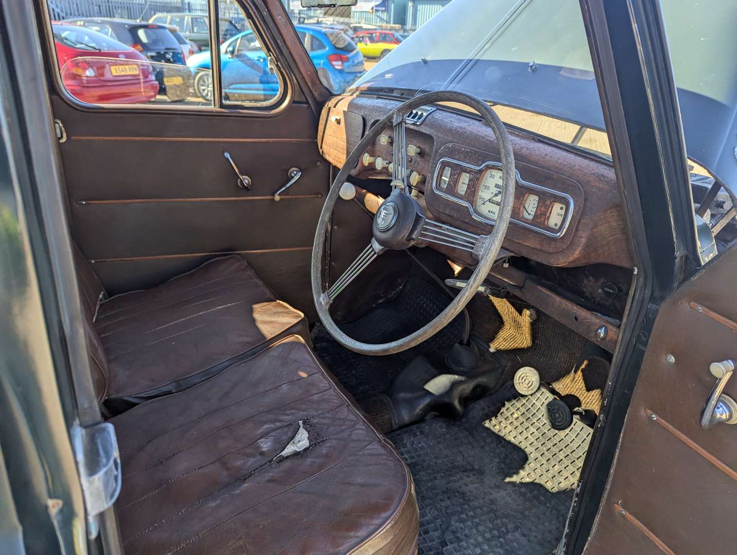 <p>1950 AUSTIN A40</p>