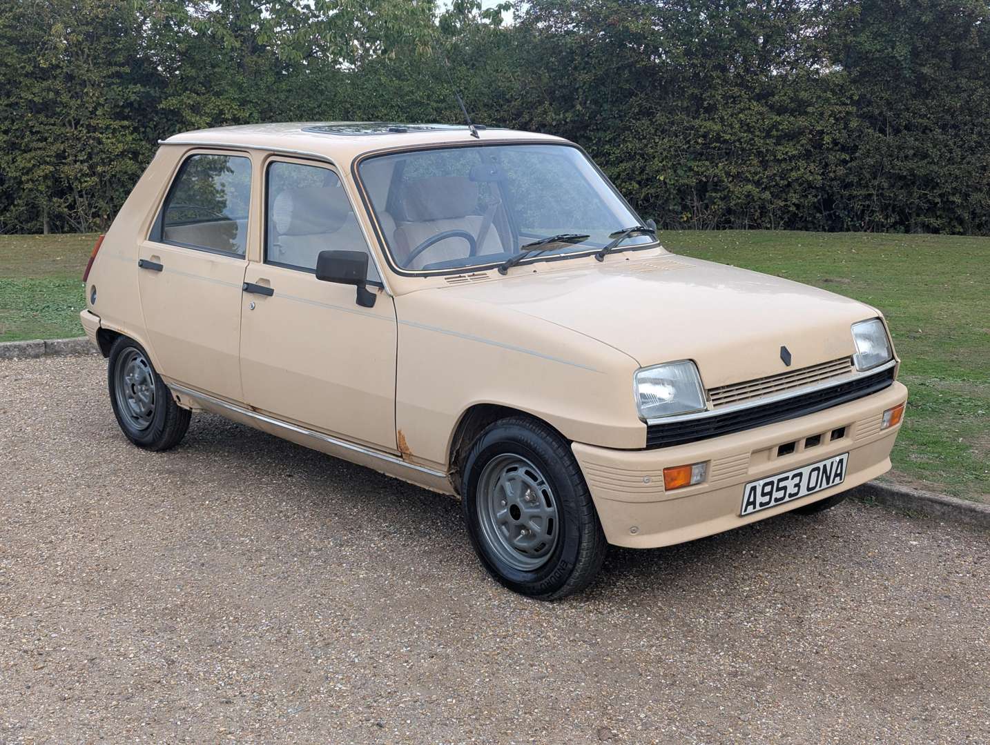 <p>1984 RENAULT 5 TL</p>