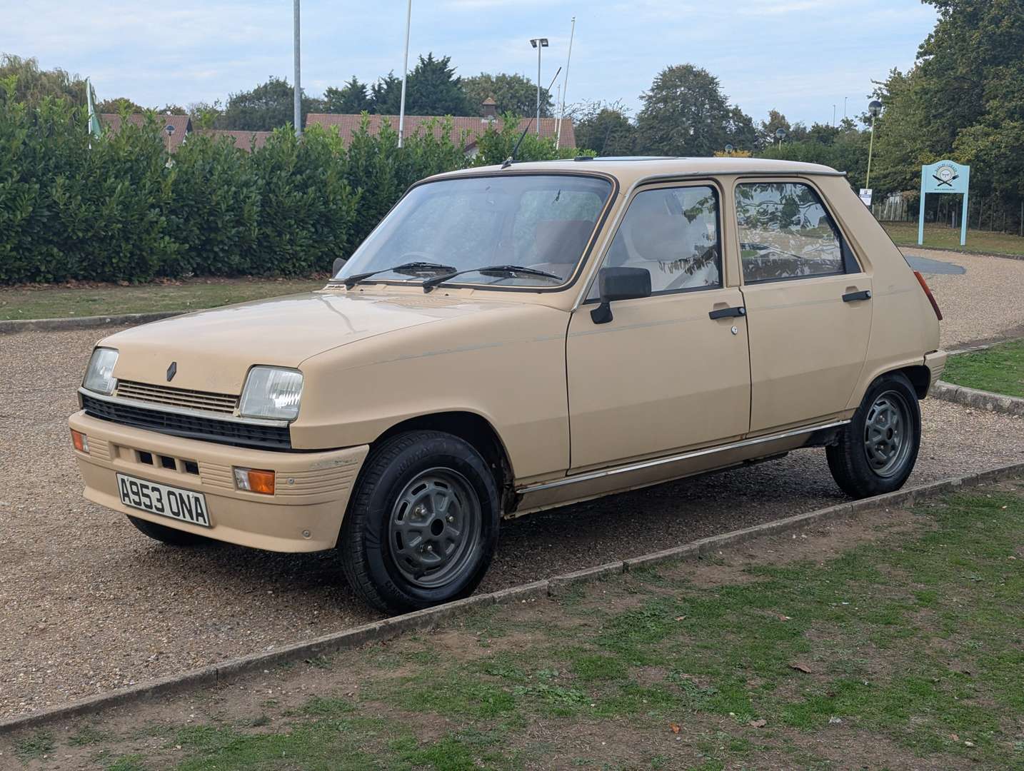 <p>1984 RENAULT 5 TL</p>