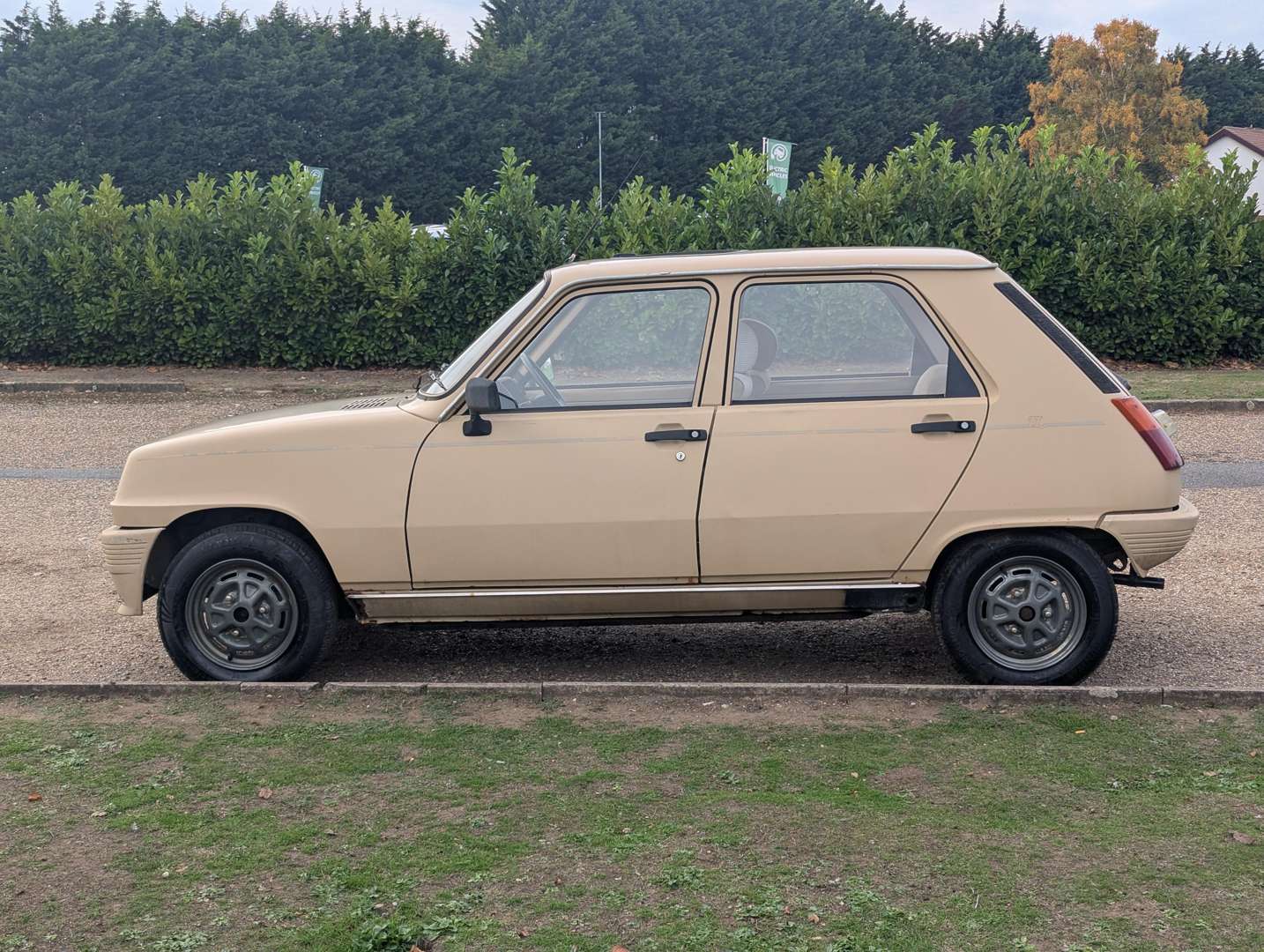 <p>1984 RENAULT 5 TL</p>