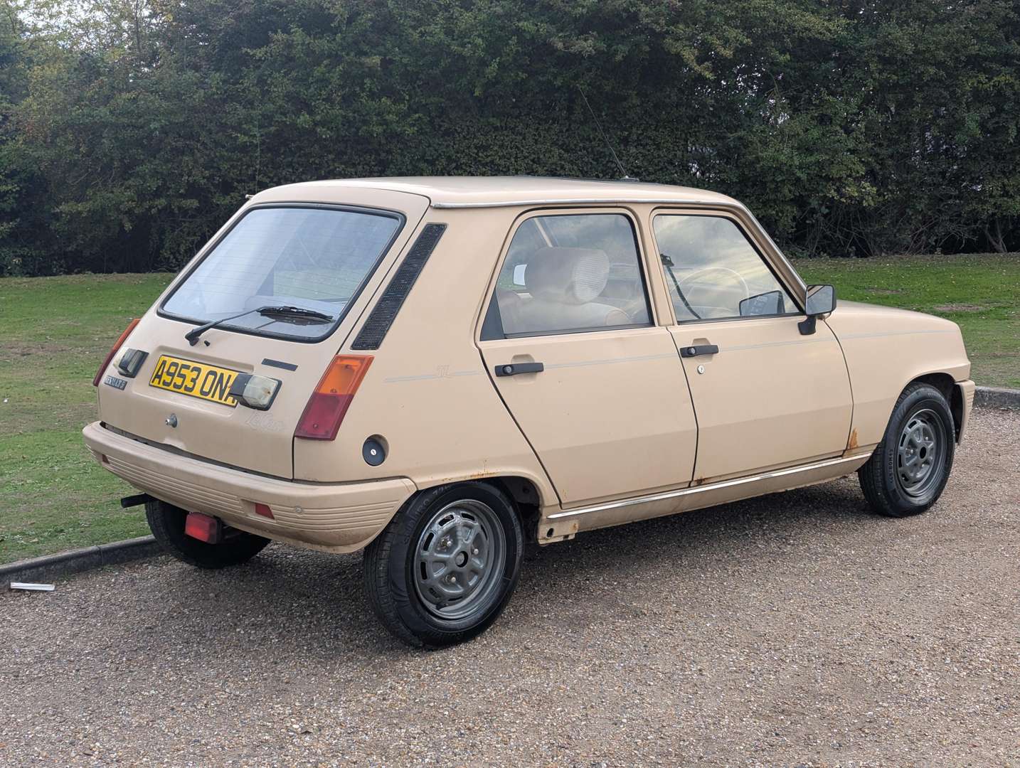 <p>1984 RENAULT 5 TL</p>